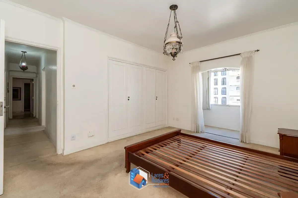 Imagem Apartamento para venda em Morro dos Ingleses com 3 quartos, sendo 1 suíte, 220m²