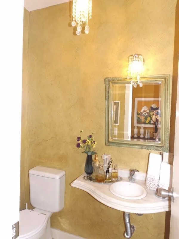 Imagem Casa Condominio para Venda - 350m², 4 dormitórios, sendo 1 suites, 2 vagas - Santa Tereza