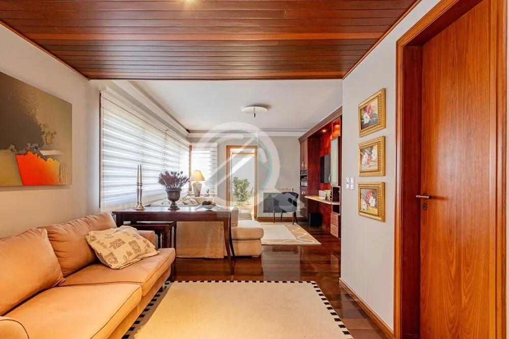 Imagem Nesse apartamento sobra coisa boa! Andar inteiro! Alto astral, sol, vista, espaço, bem-estar, local...