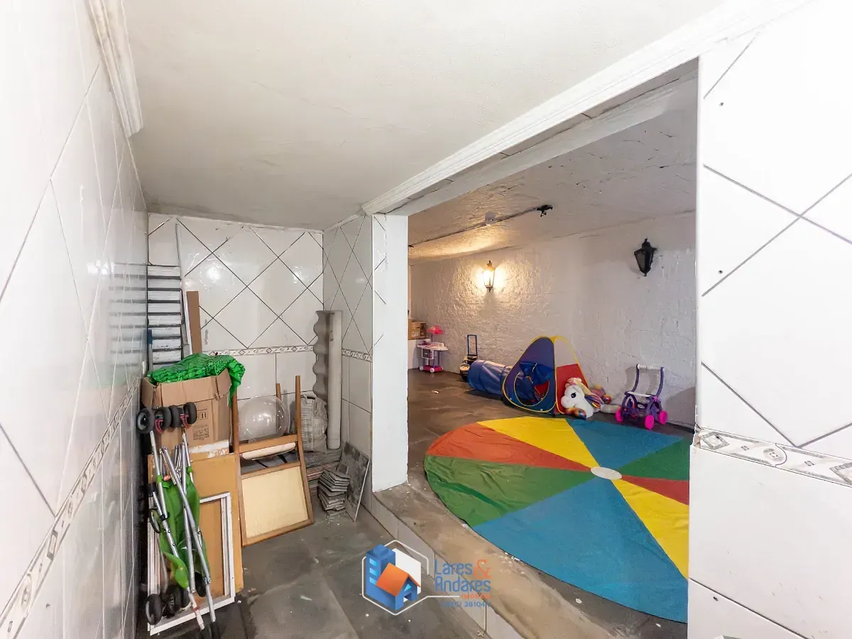 Imagem Casa para venda em Vila Marari com 3 quartos, sendo 1 suíte, 168m²