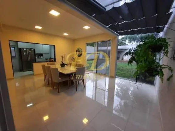 Imagem Casa de Alto Padrão em Condomínio Fechado Atibaia