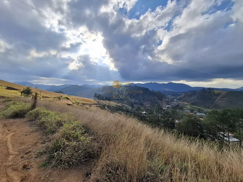 Imagem Terreno para Venda em Teresópolis / RJ no bairro Fazenda Suiça