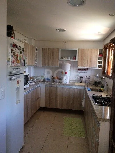 Imagem Casa Condominio para Venda - 218.86m², 3 dormitórios, sendo 1 suites, 3 vagas - Tristeza