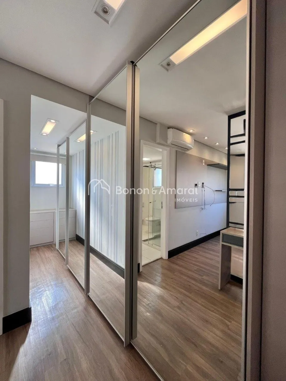 Imagem "Luxuoso Apartamento no Taquaral: Sofisticação, Conforto e Exclusividade"