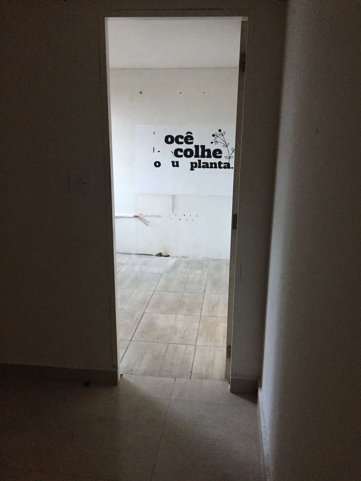 Imagem Salão Comercial para Locação no Centro de Sorocaba-SP: 1 Sala, 4 Banheiros, 164m² de Área
