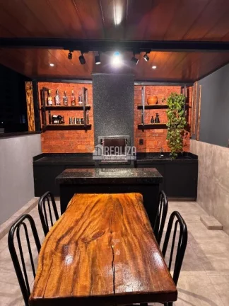 Imagem Cobertura Duplex à venda com 2 dormitórios | Bairro Mercês - Uberaba