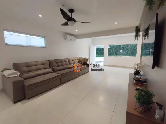 Imagem Sobrado com 4 dormitórios à venda, 290 m² por R$ 1.600.000 - Enseada - Guarujá/SP