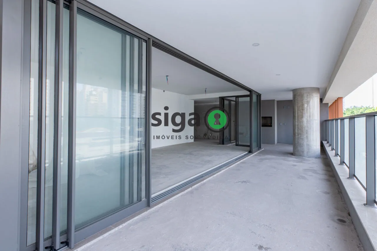 Imagem Apartamento de 210m² com 4 quartos/ suítes - 3 vagas - Campo Belo - São Paulo/SP