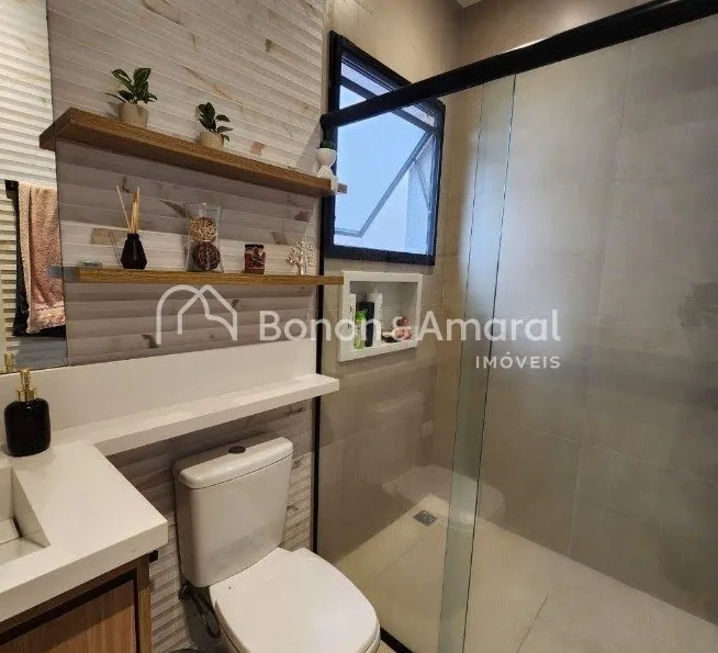 Imagem "Sobrado Moderno com 3 Suítes, Piscina e Área Gourmet no Condomínio Vila Murano - Valinhos"