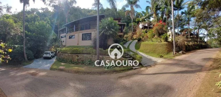 Foto do imóvel Casa com 5 quartos à venda, 385 m² por R$ 1.730.000 - Canto das Águas - Rio Acima/MG