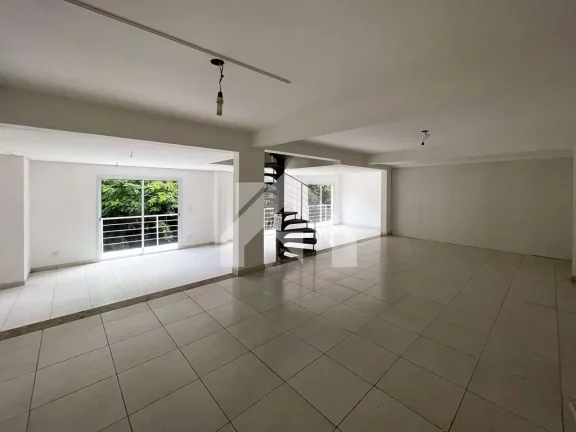 Imagem Casa de Condomínio em Chácara Santa Lúcia - Carapicuíba
