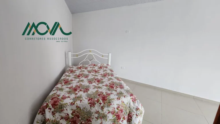 Imagem Kitnet mobiliada Unidade 03, primeira locação, com um banheiro, quarto, sala e área de serviço.