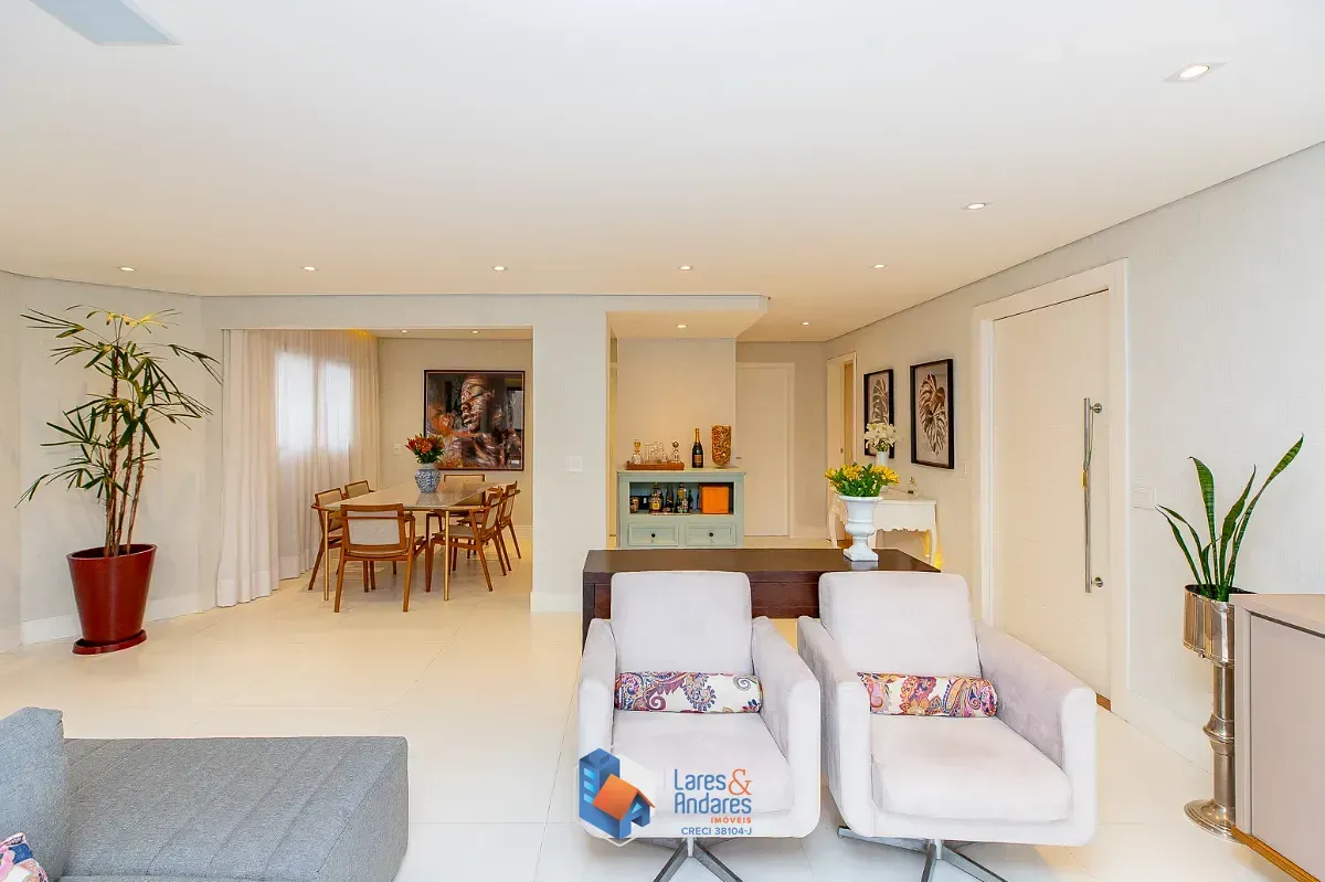Imagem Apartamento para venda em Itaim Bibi com 4 quartos, sendo 3 suítes, 197m²