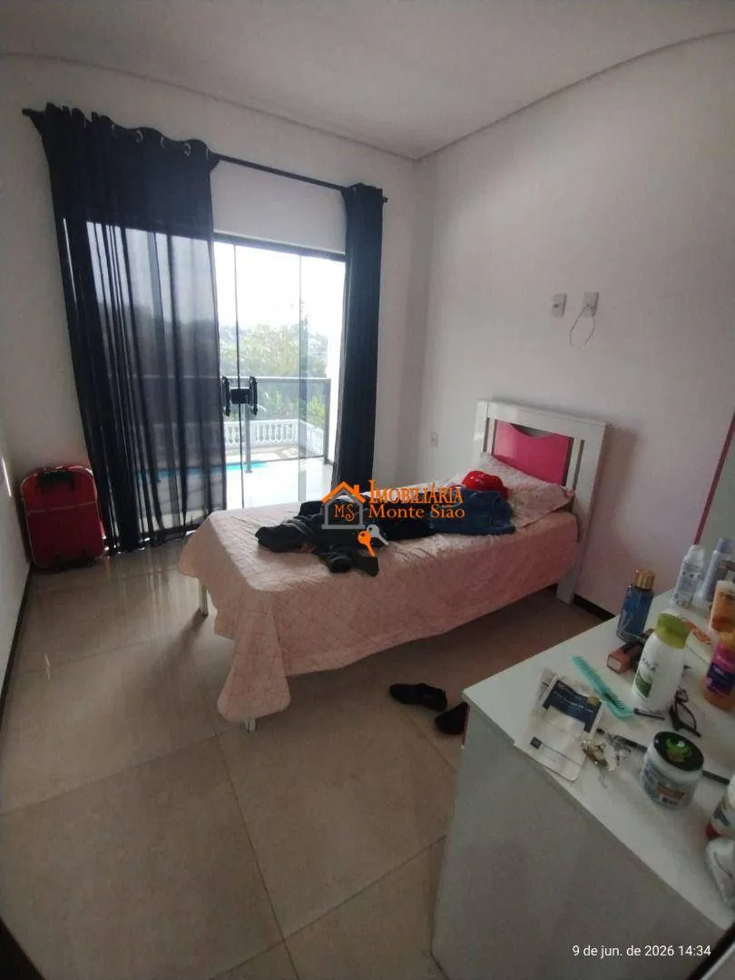 Imagem Casa com 4 dormitórios à venda, 190 m² por R$ 910.000,00 - Centro - Biritiba Mirim/SP