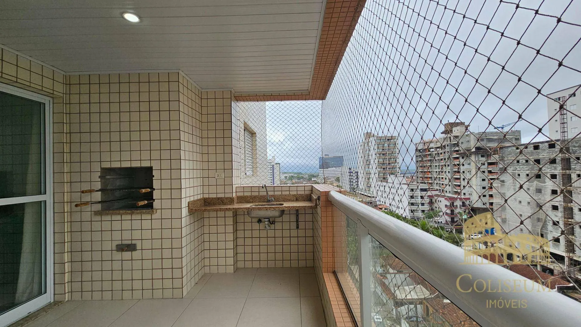 Imagem Apartamento com 3 dormitórios à venda, 122 m² por R$ 890.000,00 - Vila Guilhermina - Praia Grande/SP