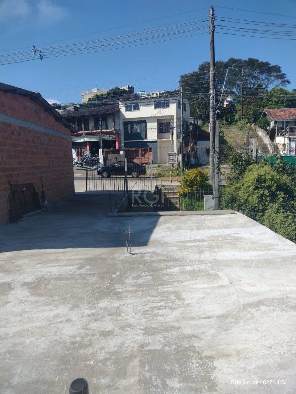 Imagem Casa para Venda - 220m², 2 dormitórios, 1 suite, 2 vagas - Cavalhada, Poa