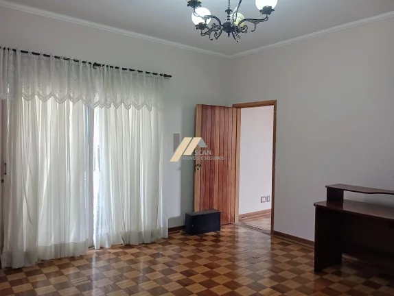 Imagem Casa à venda no Jardim Guanabara, em Campinas, São Paulo.