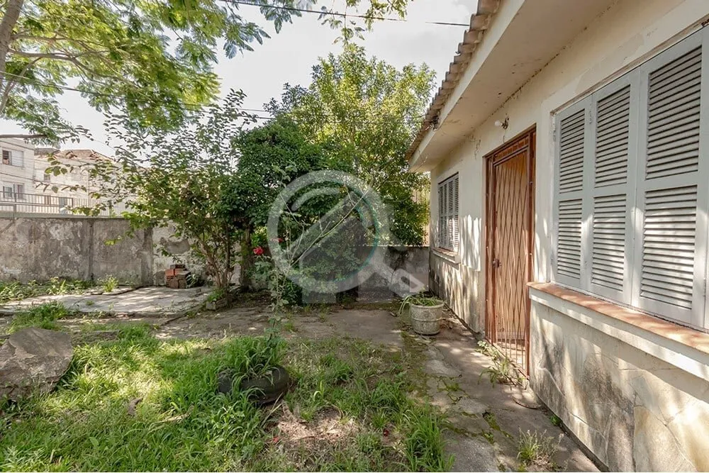 Imagem Venha conhecer este incrível terreno residencial à venda no Bairro Partenon, Rio Grande do Sul! Lo...