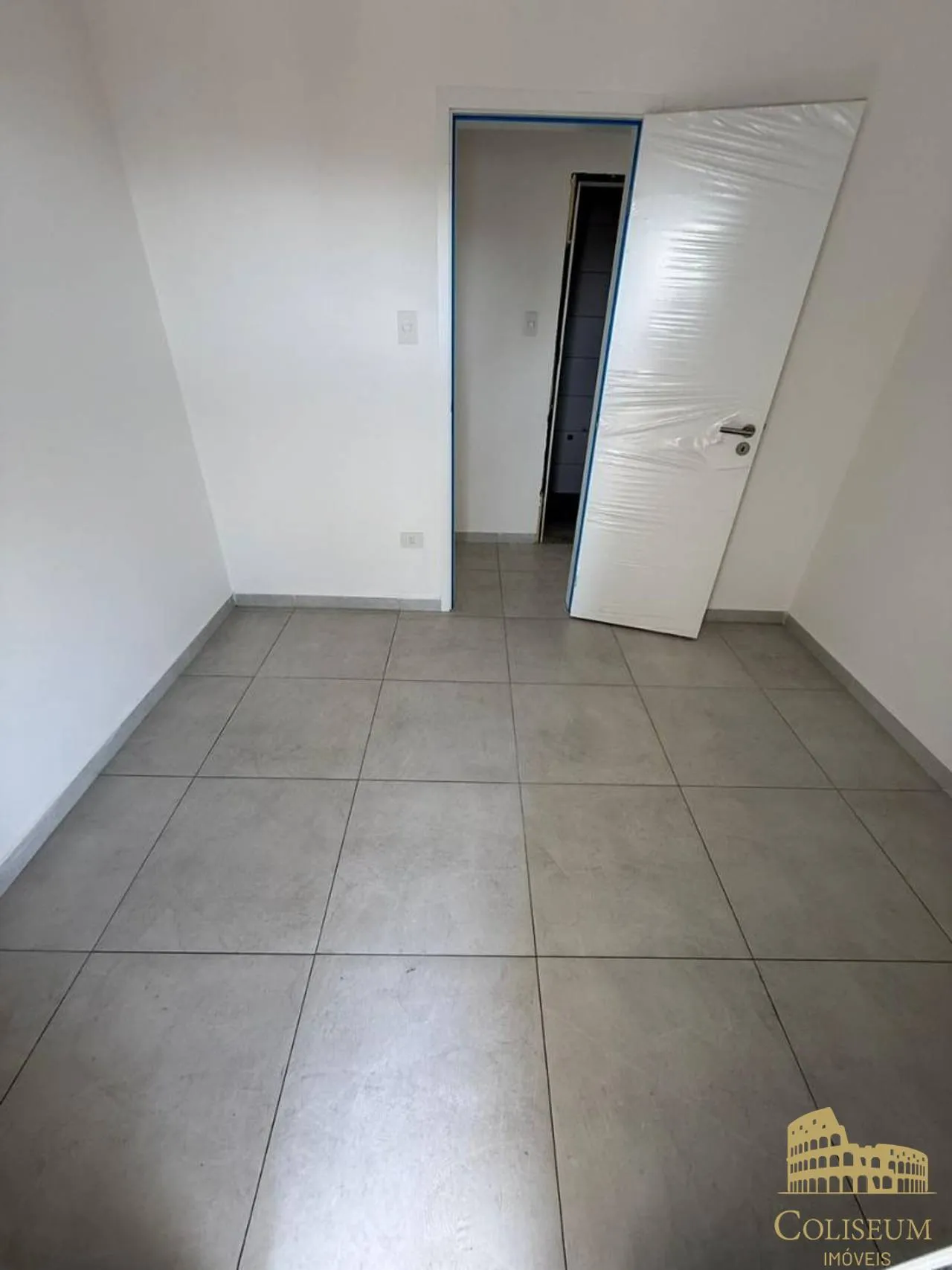 Imagem Apartamento com 2 dormitórios à venda, 76 m² por R$ 559.000,00 - Tupi - Praia Grande/SP