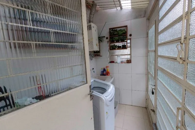 Imagem Casa para Venda - 231.72m², 4 dormitórios, sendo 1 suites, 3 vagas - Tristeza