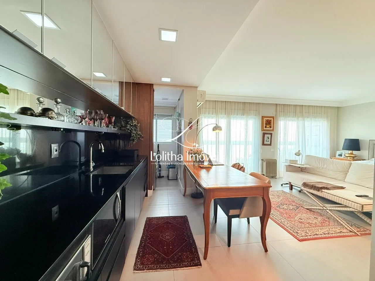 Imagem APARTAMENTO STUDIO À VENDA NO CENTRO DE FLORIANÓPOLIS/SC