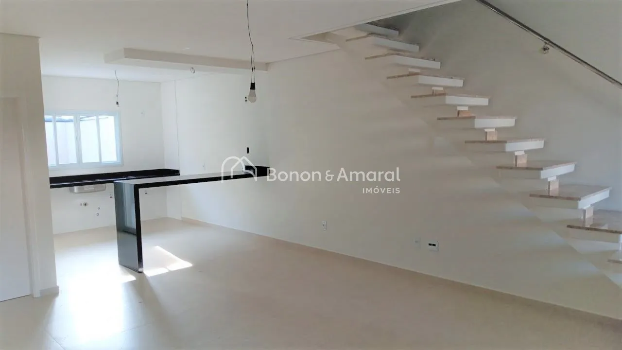 Imagem Casa à venda no Parque Jambeiro, 3 quartos, 1 suíte