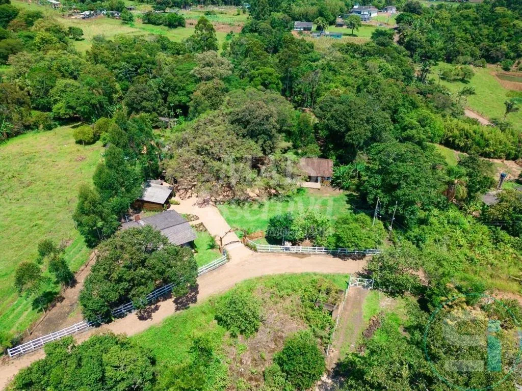 Imagem Sítio para venda em Maquiné Prainha