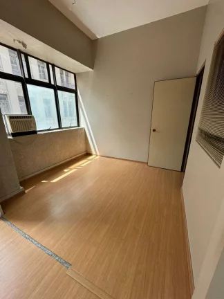 Imagem Sala para venda no bairro Centro Histórico em Porto Alegre