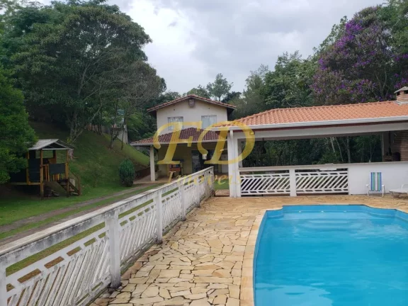Imagem Chácara em Condomínio Fechado.