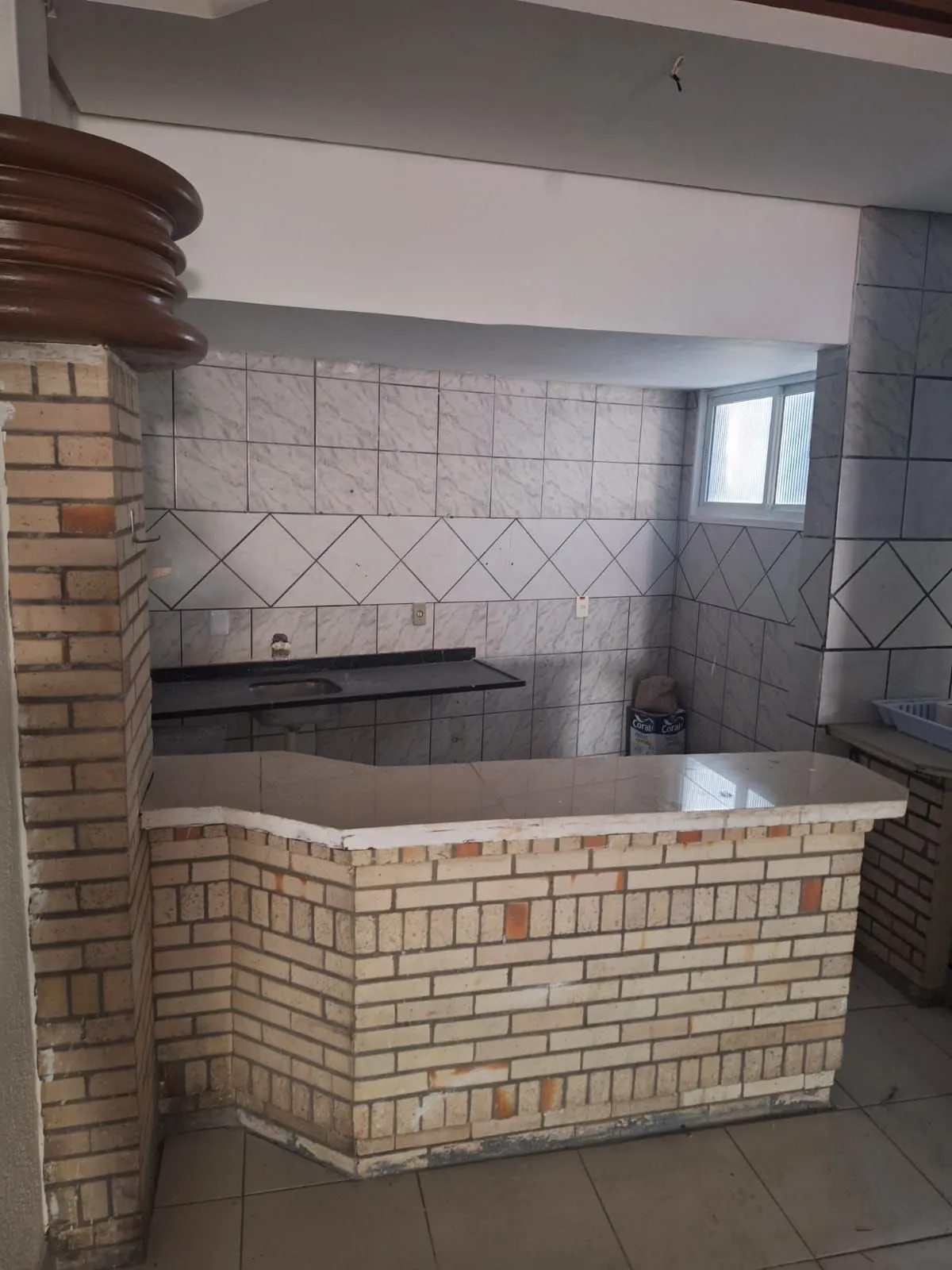 Imagem Prédio comercial com 3 andares
