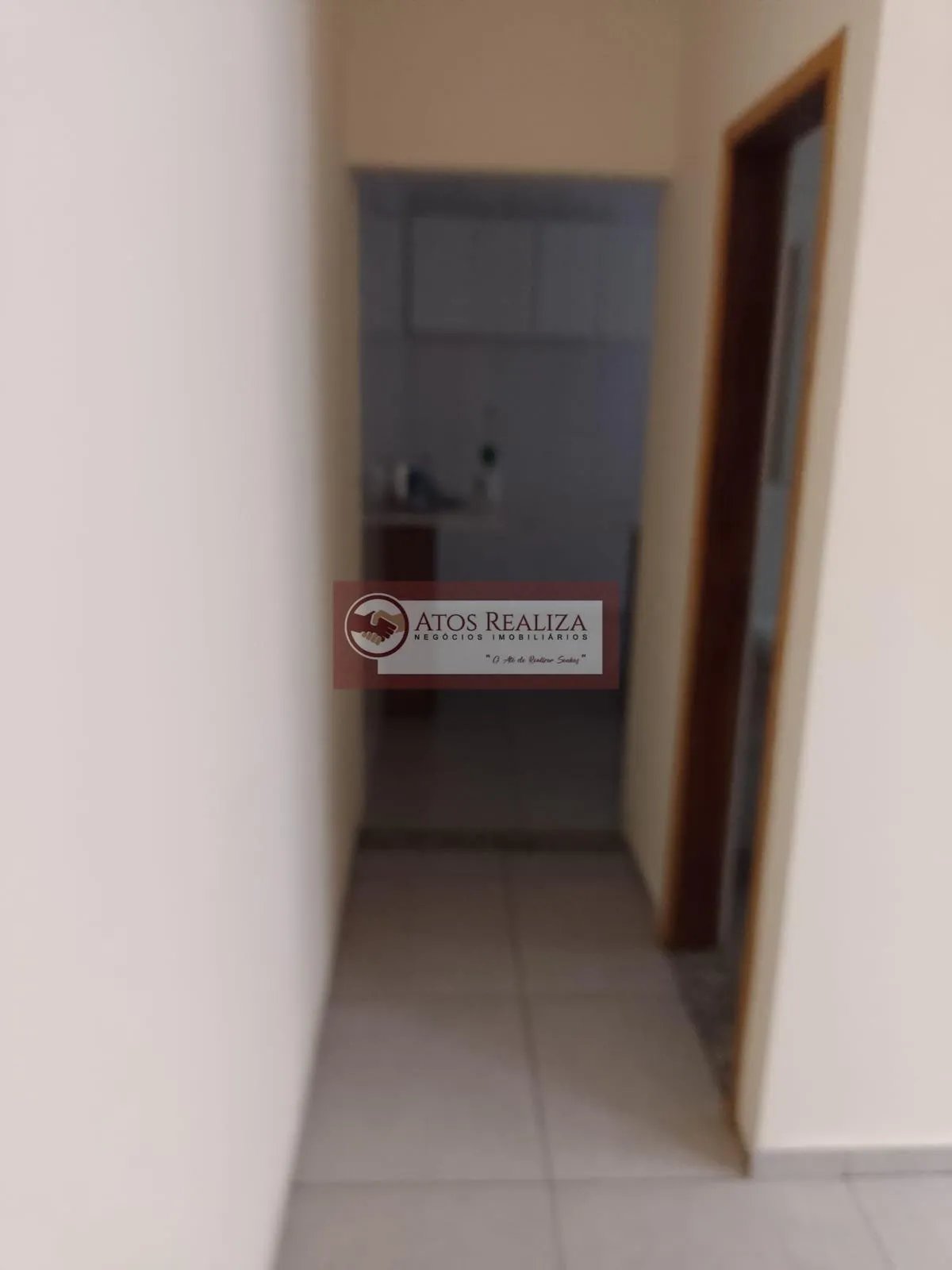 Imagem Oportunidade de locação no Guarapiranga. Alugo imóvel compacto de 1 dormitório, sala, cozinha, banheiro e Área de serviço, R$ 1.000