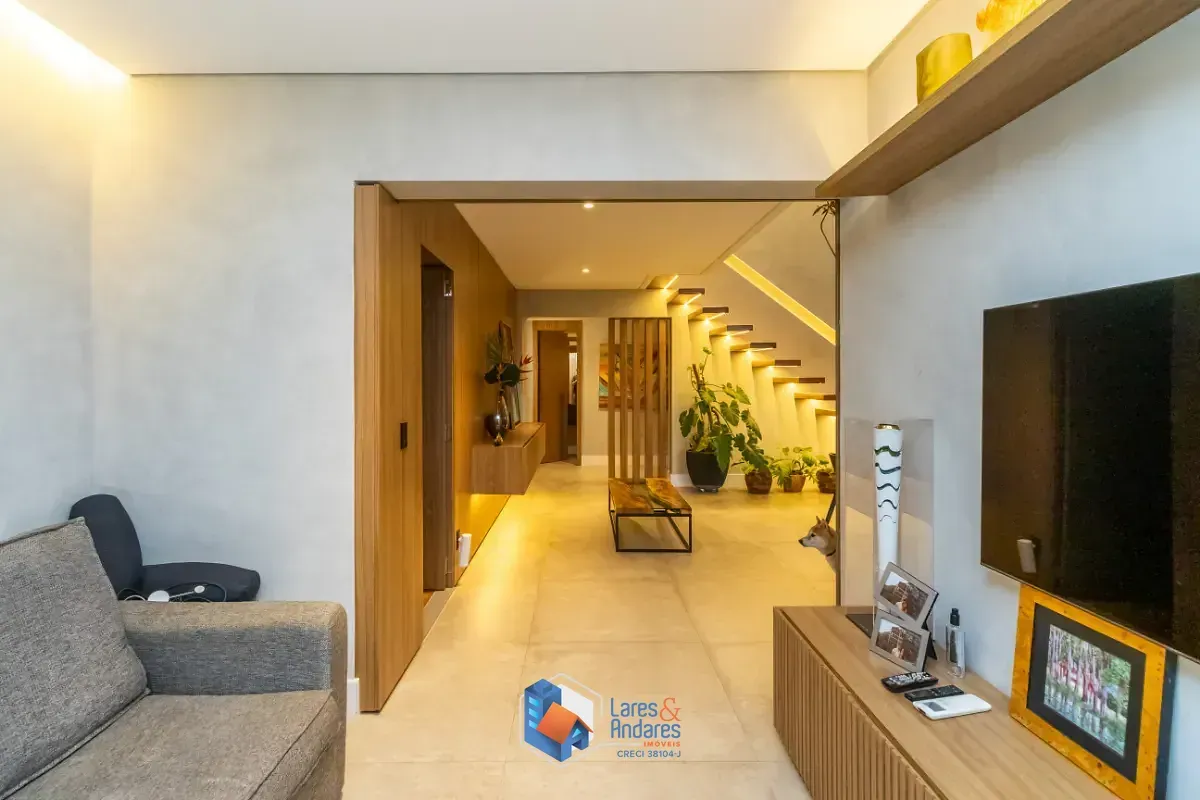 Imagem Apartamento para venda em Campo Belo com 3 quartos, sendo 3 suítes, 200m²