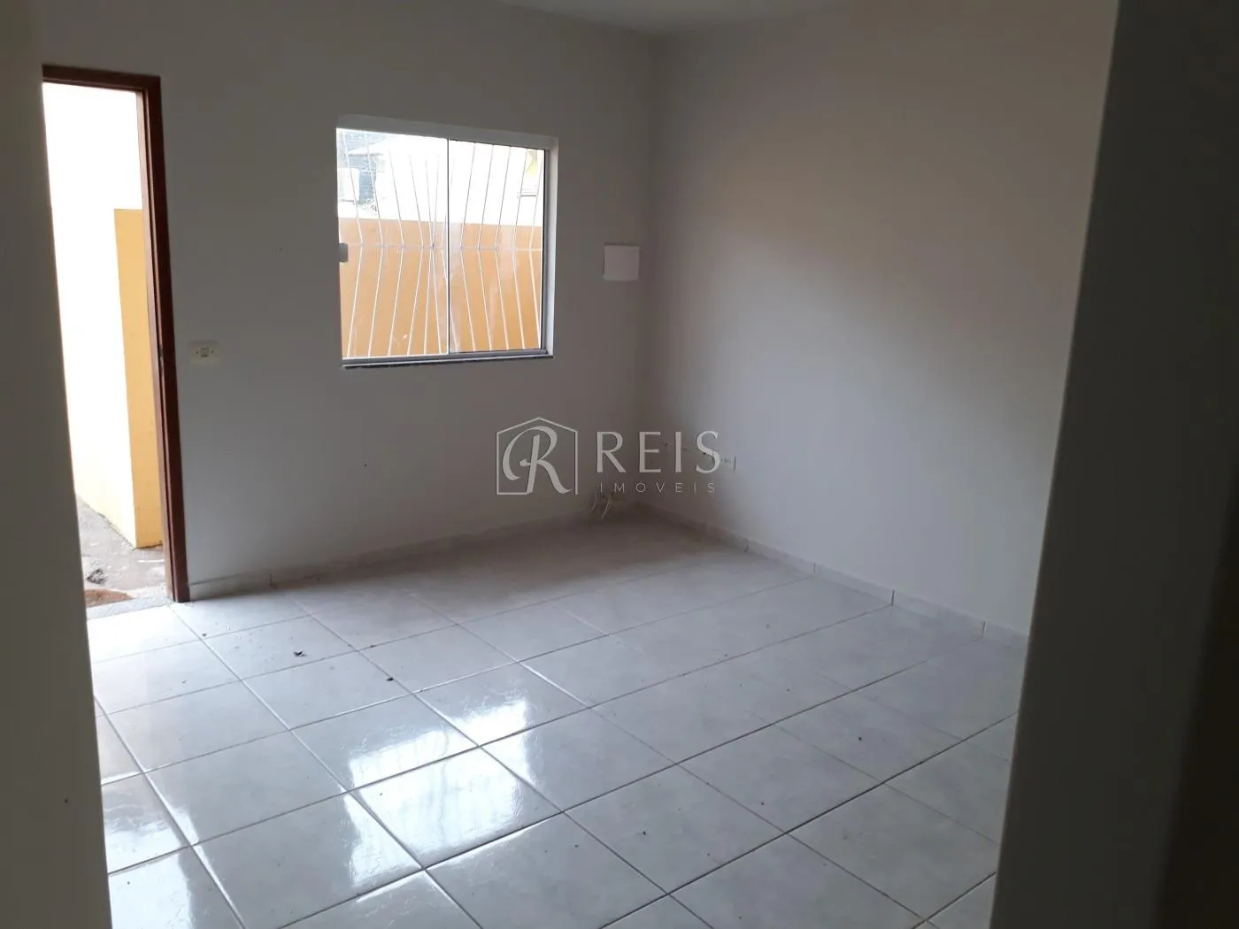 Imagem Casa para Venda em Rio das Ostras, Extensão do Bosque, 2 dormitórios, 1 banheiro, 1 vaga