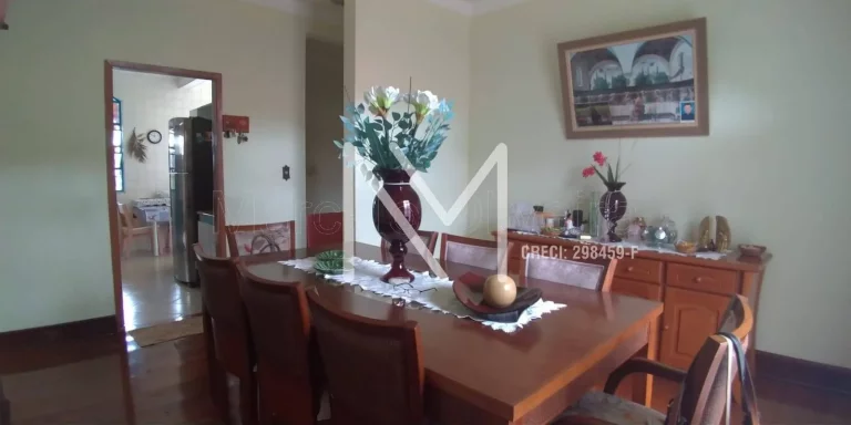 Imagem Casa à venda 3 Quartos 1 Suíte 270m² - Terreno 450m² - Jardim Esplanada II
