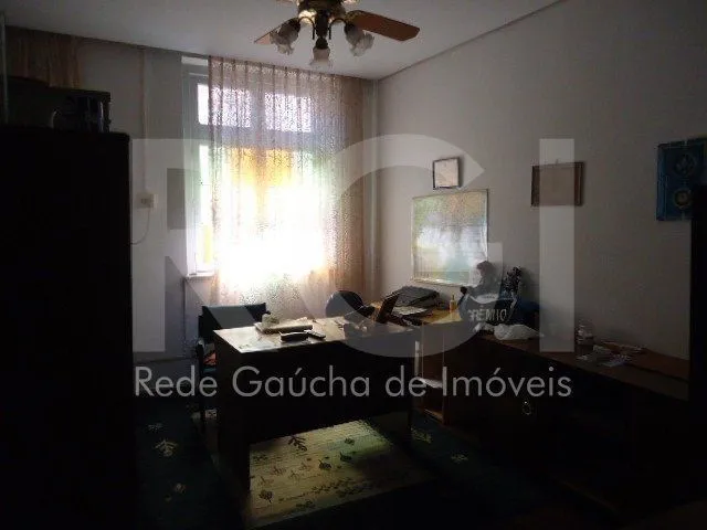 Imagem Casa para Venda - 170m², 3 dormitórios e garagem na Cidade Baixa