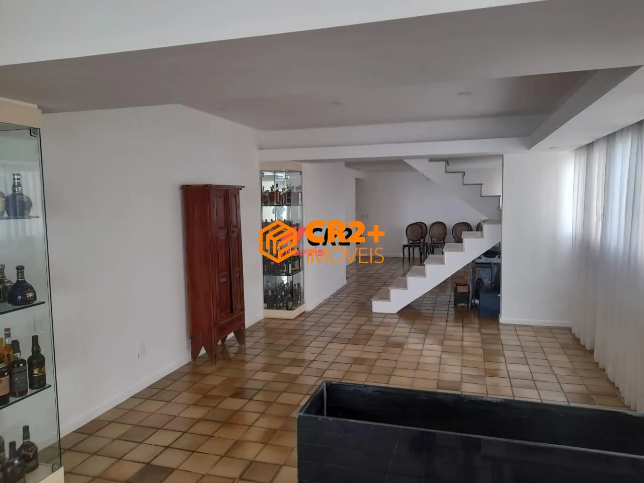 Imagem Cobertura a Venda com 5 Quartos, 3 suítes e Piscina com 460m² em Boa Viagem em R