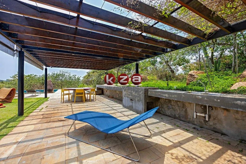 Imagem Venda de Casa Espetacular em Itu-SP: 5 Quartos, 3 Suítes, 3 Salas, 800 m² constr. Muita Natureza, 20.000 metros de terreno no Jardim Paraíso II.