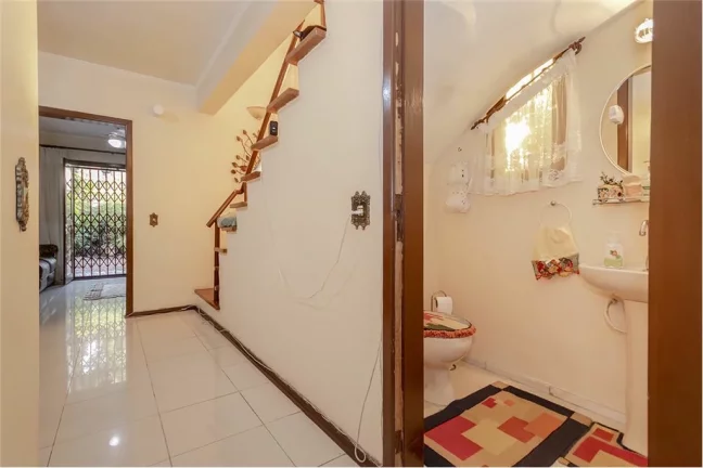 Imagem Casa para venda no bairro Moinhos de Vento em Porto Alegre