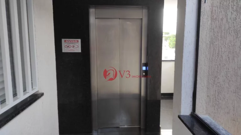 Imagem Apatamento com 2 dormitorios, sala, cozinha, perto do metro Guilhermina