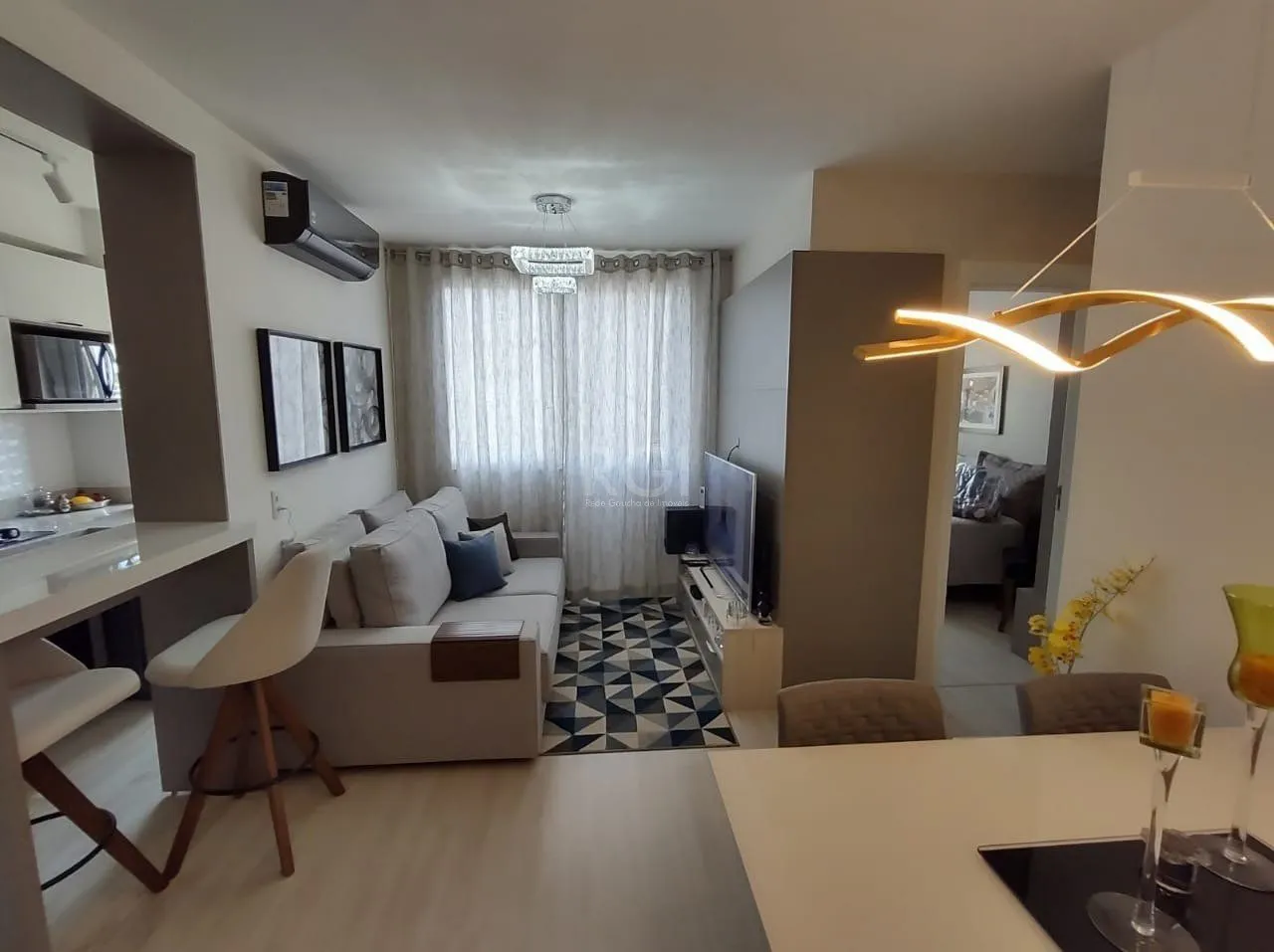 Imagem Apartamento para Venda - 48.32m², 2 dormitórios, 3 vagas - Jardim Itu