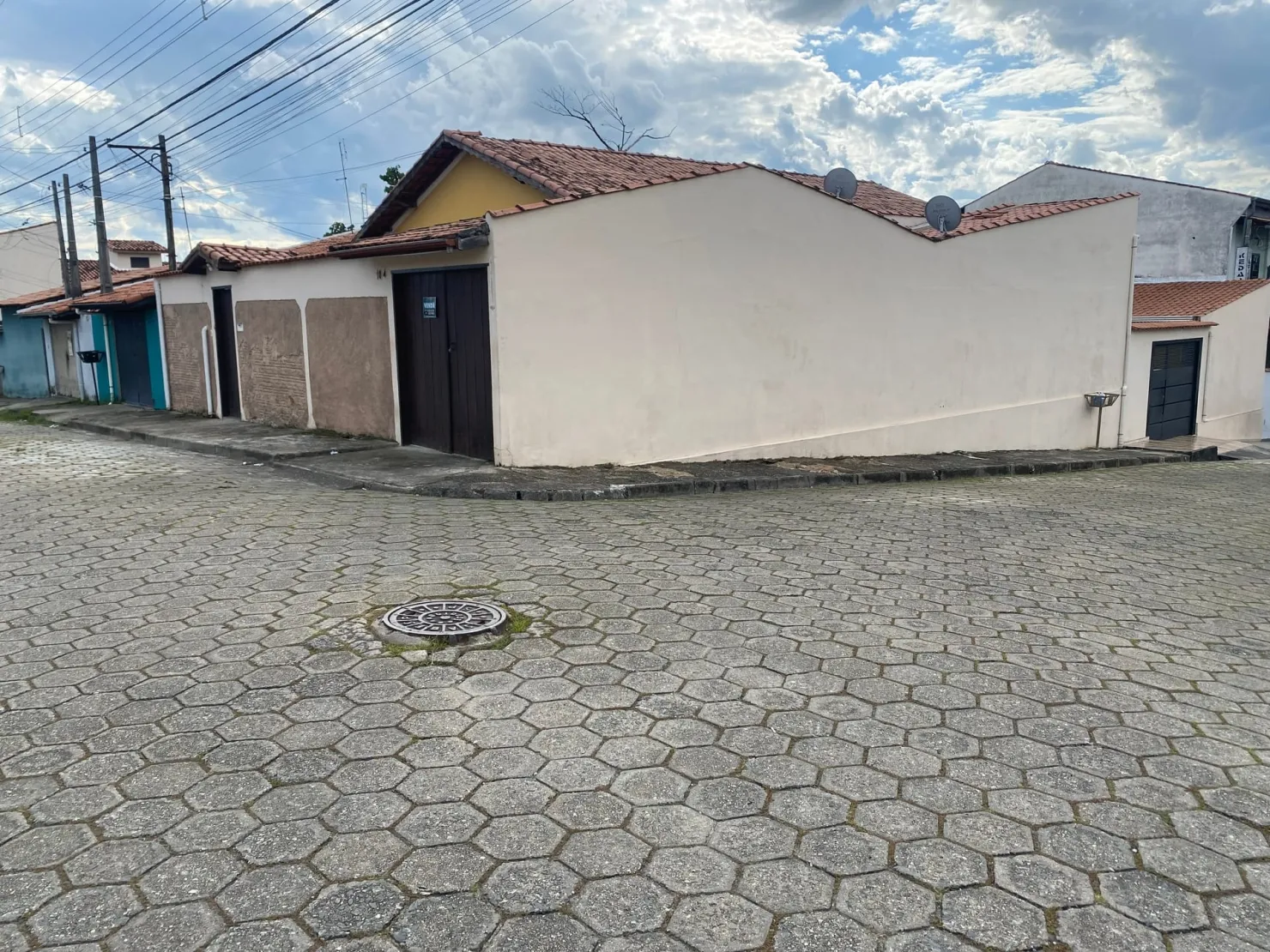 Foto do imóvel Casa à venda 5 Quartos, 2 Suites, 6 Vagas, 405M², Santo Antônio, Lorena - SP