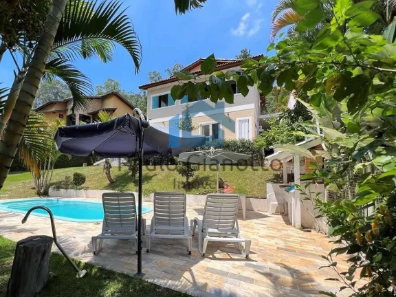 Imagem Casa à venda, linda, confortável e lazer na Granja Viana!