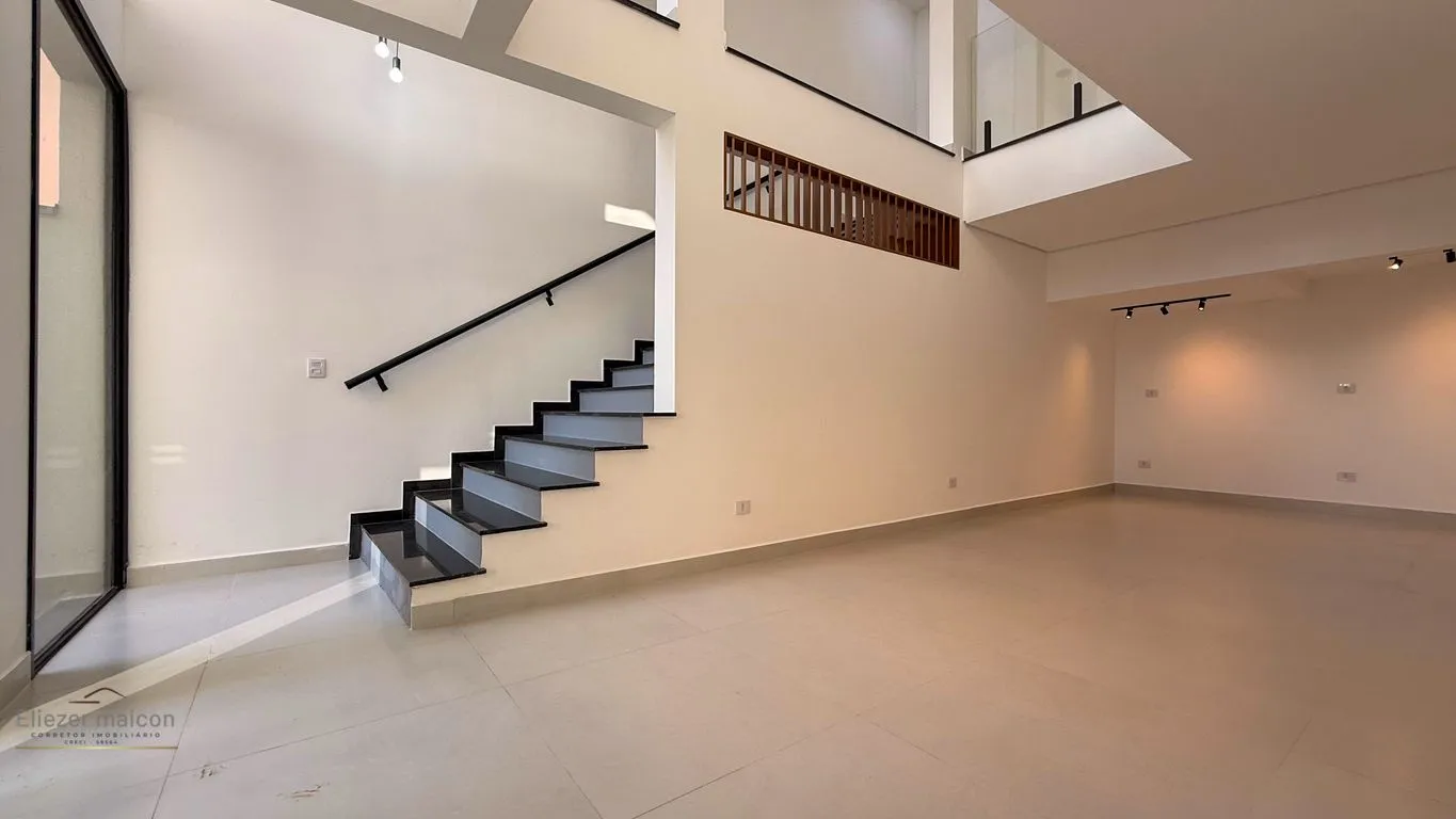 Imagem Casa com 4 quartos a venda no bairro Jardim Acacias em Poços de Caldas