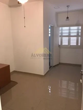 Imagem Sobrado Espaçoso à Venda na Vila Gumercindo