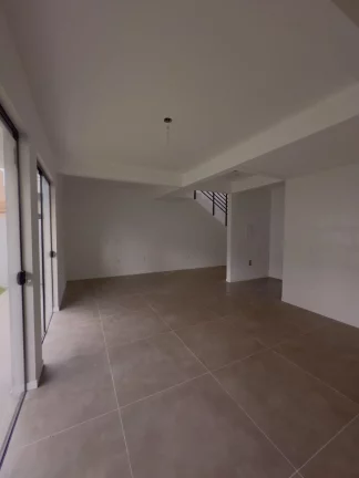 Imagem Casa à Venda em Garopaba-SC: 3 Quartos, 1 Suíte, 124,40m², 1 Vaga, no Ambrósio