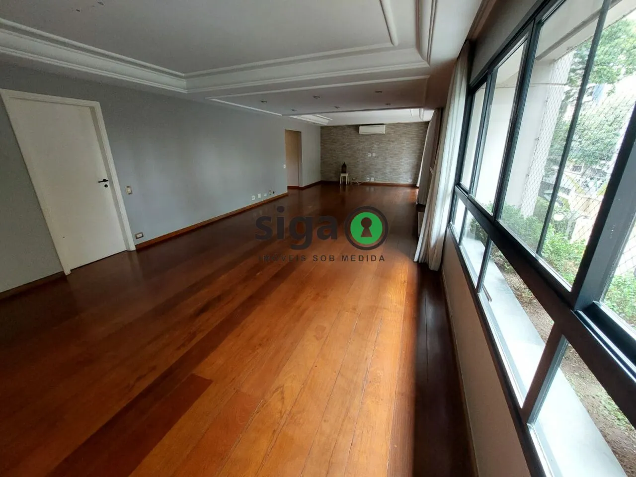 Imagem VENDE Apartamento na Vila Andrade (Região do Morumbi) com 4 Suítes, 4 Vagas + Depósito