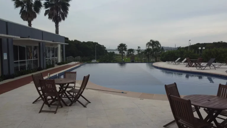 Imagem Terreno no Condomínio Lagoa Azul: luxo, lazer e natureza na Praia do Rosa!