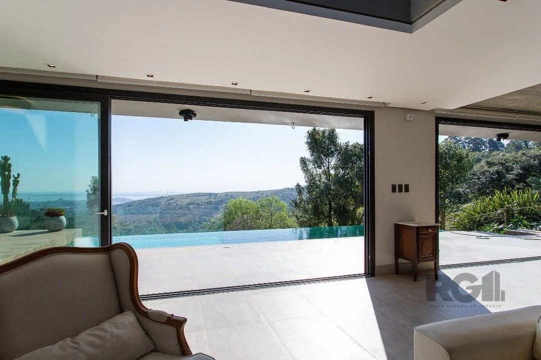 Imagem Casa de Condomínio em Teresópolis