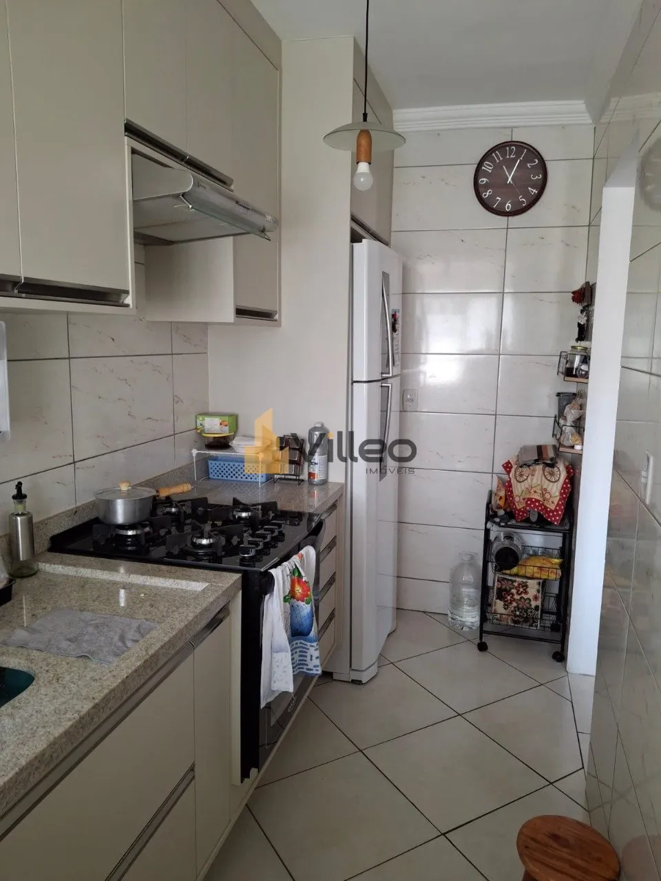 Imagem Descubra seu novo lar neste charmoso apartamento de 57 m², localizado no 3º andar do Edifício Can...