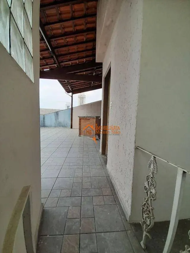 Imagem Sobrado com 3 dormitórios à venda, 236 m² por R$ 689.000,00 - Ponte Grande - Guarulhos/SP